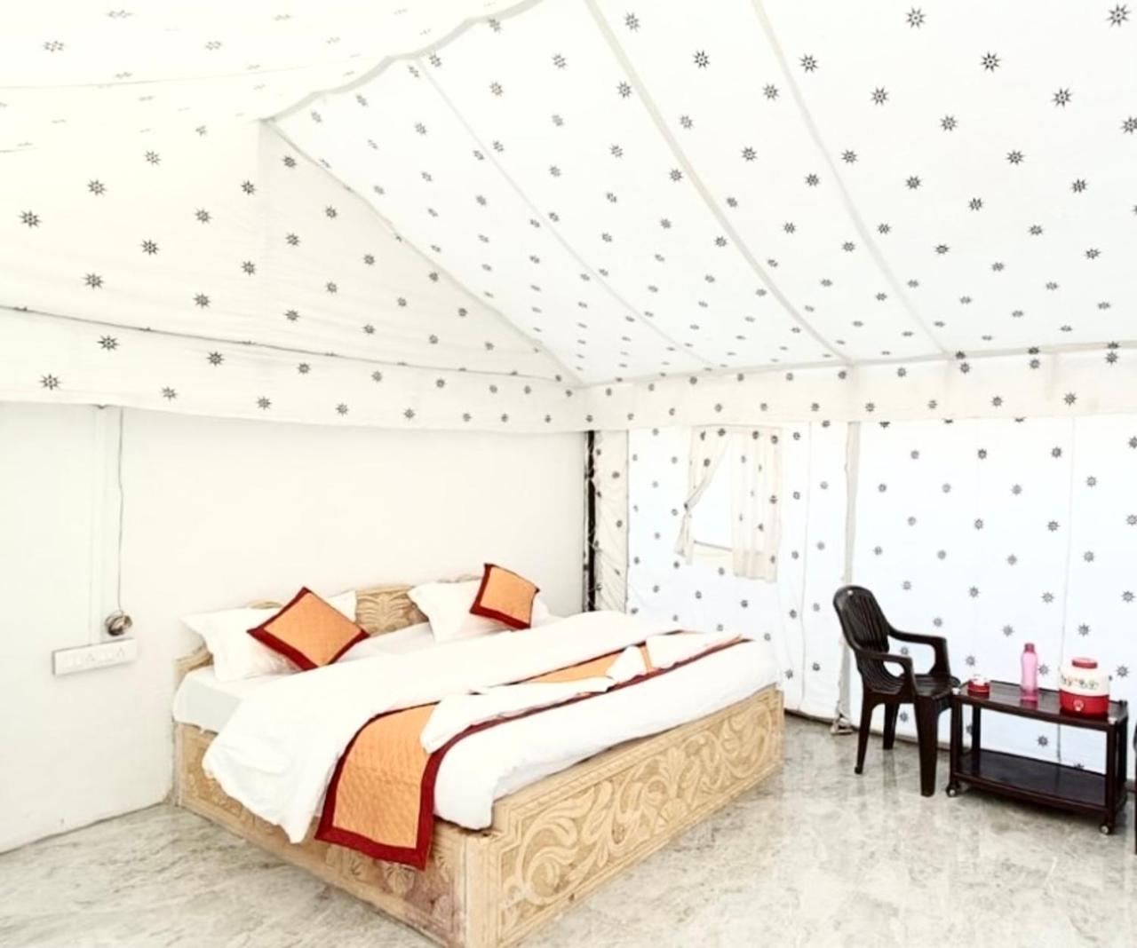 ג'איסלמר The Saffron Desert Camp מראה חיצוני תמונה